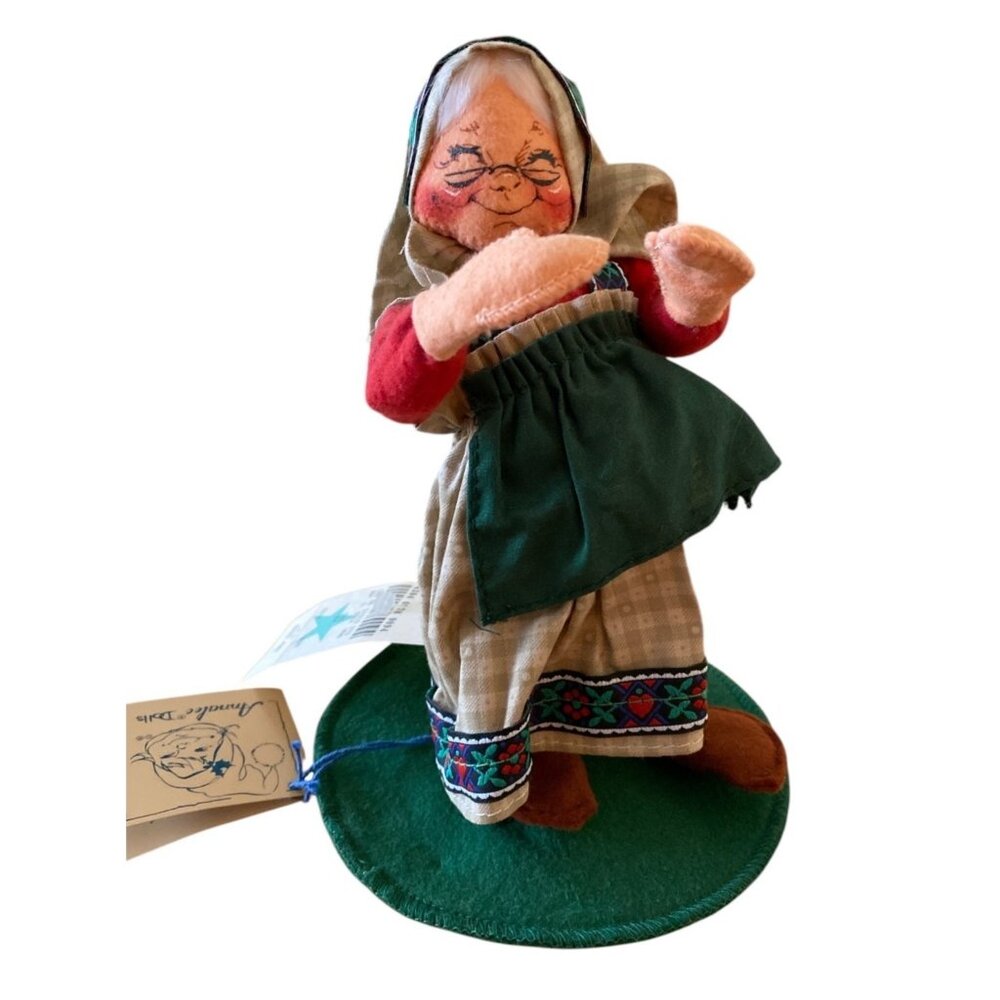 Annalee Doll Old World Mrs. Claus 1994 #5151